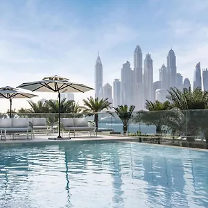 Radisson Palm Jumeirah منتجع دبي